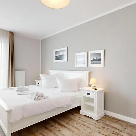 Strandnahe Mit Balkon, Residenz Bel Vital 33, * بينز