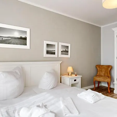 Strandnahe Mit Balkon, Residenz Bel Vital 33, * Binz